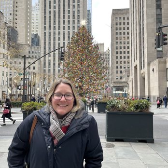 Rockefeller Center - Shopping Centers Near Me - New York, New York