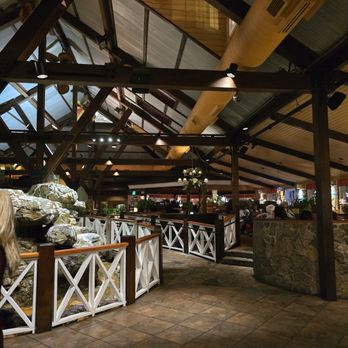 Bahama Breeze - outside seating - Bars Near Me - Orlando, Florida