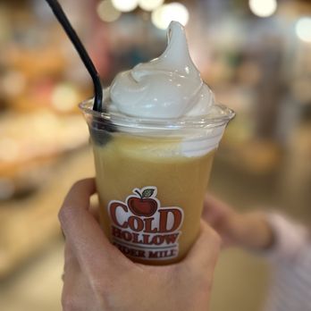 Cold Hollow Cider Mill - Apple slush - Donuts Near Me - Waterbury Center, Vermont Cold Hollow Cider Mill - Apple slush - Donuts Near Me - Waterbury Center, Vermont