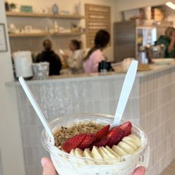 Yogurt bowl
