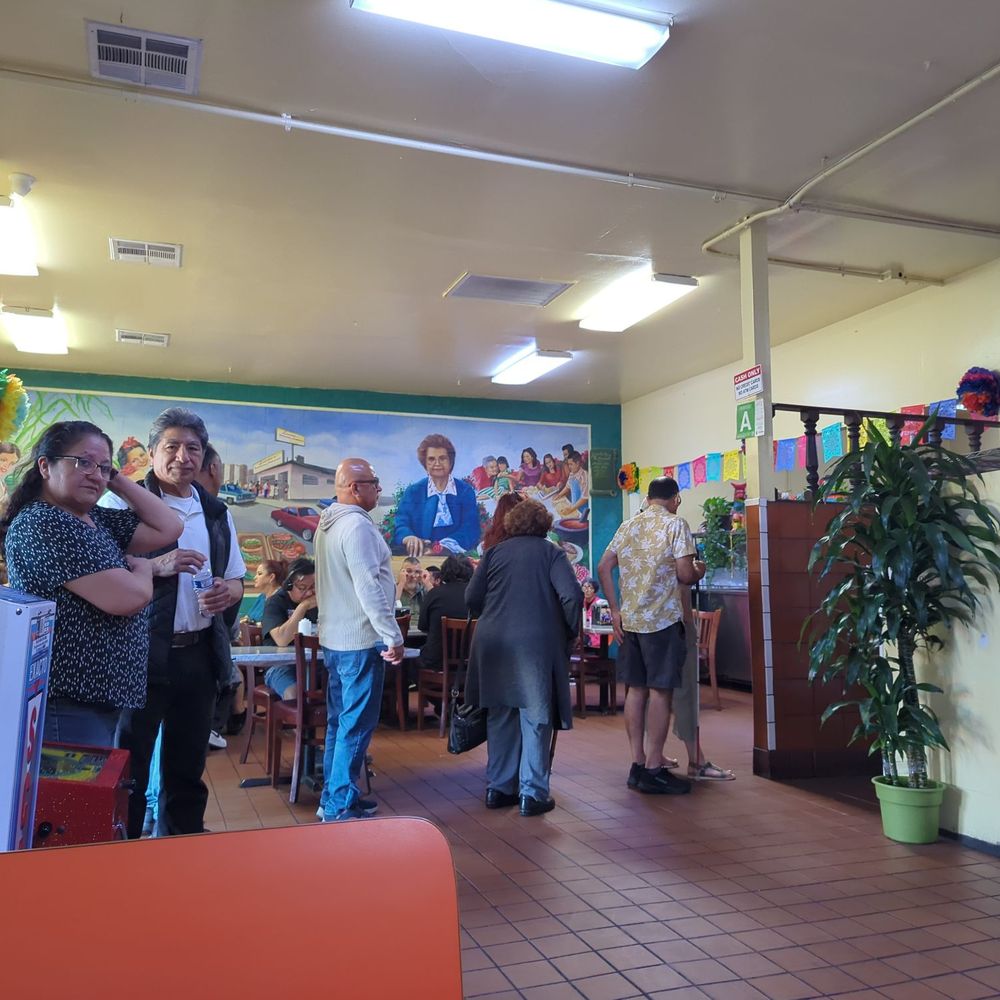 Long line! Long line!