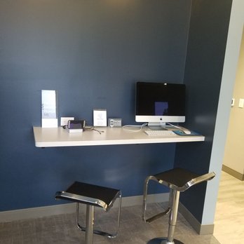 Fair Oaks Orthodontics - Phone charging and computer station - Orthodontists Near Me - South Pasadena, California Fair Oaks Orthodontics - Phone charging and computer station - Orthodontists Near Me - South Pasadena, California