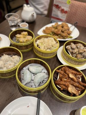 Ming Seafood Restaurant by null