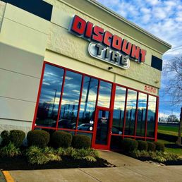 Exterior photo of Discount Tire - Madison, Tennessee Exterior photo of Discount Tire - Madison, Tennessee