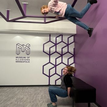 Museum of Illusions - Bloomington - Museums Near Me - Bloomington, Minnesota Museum of Illusions - Bloomington - Museums Near Me - Bloomington, Minnesota