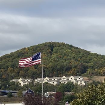 Tru by Hilton Staunton - View from the back - Hotels Near Me - Staunton, Virginia Tru by Hilton Staunton - View from the back - Hotels Near Me - Staunton, Virginia