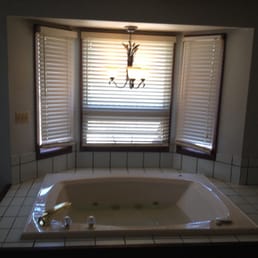 Kittrege Pres Suite tub Kittrege Pres Suite tub