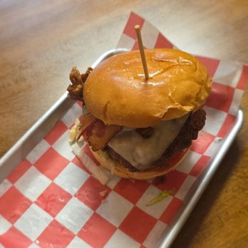 Chuck Wagon - C.B.R. - American Near Me - Myrtle Beach, South Carolina
