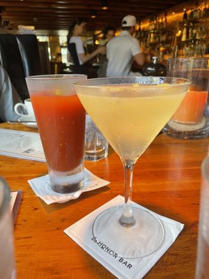 The Honor Bar by null