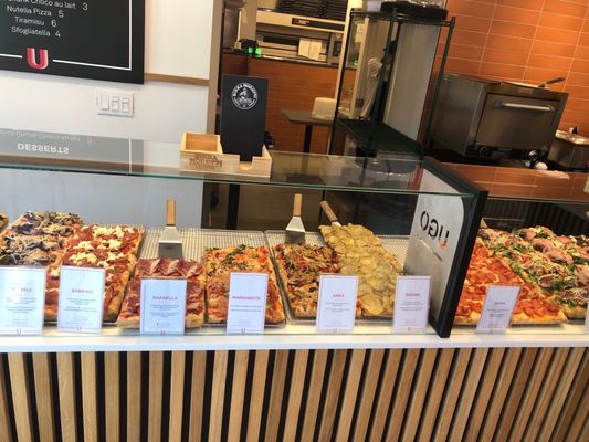 Ugo Pizzeria by null