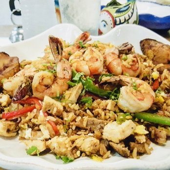 El Paraiso Del Marisco - Chairs Chaufa de Mariscos.  Espectacular - Seafood Near Me - Orlando, Florida