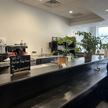 Blue Kale Cafe & Lounge - Bar area - Cafes Near Me - Skokie, Illinois
