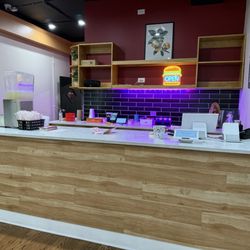Vicky’s Restaurant - Counter