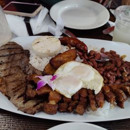 Plato Paisa