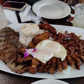 Sabor De Mi Tierra - Plato Paisa - Bakeries Near Me - Verona, New Jersey
