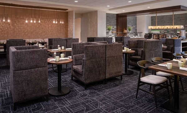 Hilton Fairfax by null