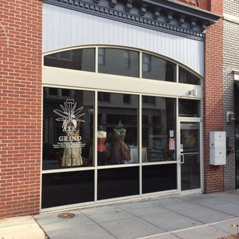 Delmarva Auto Glass & Accessories - Auto Glass Services Near Me - Salisbury, Maryland Delmarva Auto Glass & Accessories - Auto Glass Services Near Me - Salisbury, Maryland