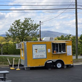 Kippy's Kustard - The cute little yellow trailer that houses Kippy's Kustard - Frozen Custard. - Ice Cream & Frozen Yogurt Near Me - Roanoke, Virginia Kippy's Kustard - The cute little yellow trailer that houses Kippy's Kustard - Frozen Custard. - Ice Cream & Frozen Yogurt Near Me - Roanoke, Virginia