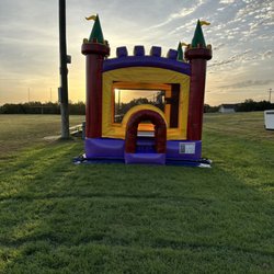 Bsb Party Rentals - 13x13 castle jumper