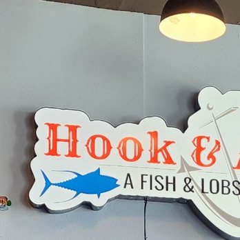 Hook & Anchor - Inside - Seafood Near Me - Costa Mesa, California Hook & Anchor - Inside - Seafood Near Me - Costa Mesa, California
