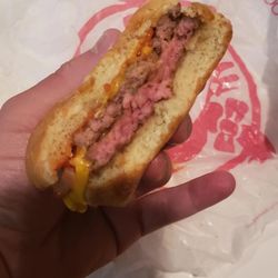 Wendy's - Do not eat here