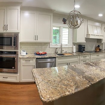 Panache' Interiors - Completely Renovated Kitchen-Marietta
All cabinets were a dusty apple green with a flower stenciled on every door! (Client is a artist) - Interior Design Near Me Panache' Interiors - Completely Renovated Kitchen-Marietta
All cabinets were a dusty apple green with a flower stenciled on every door! (Client is a artist) - Interior Design Near Me