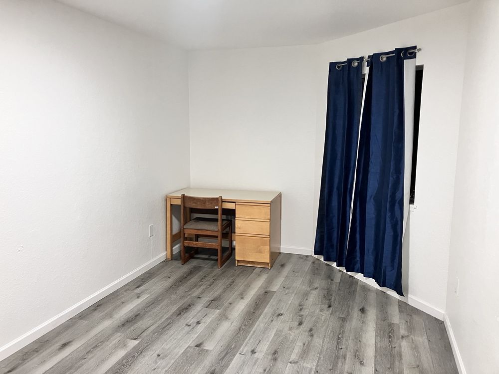 ROCHDALE VILLAGE Updated August 2024 2424 Haste St, Berkeley