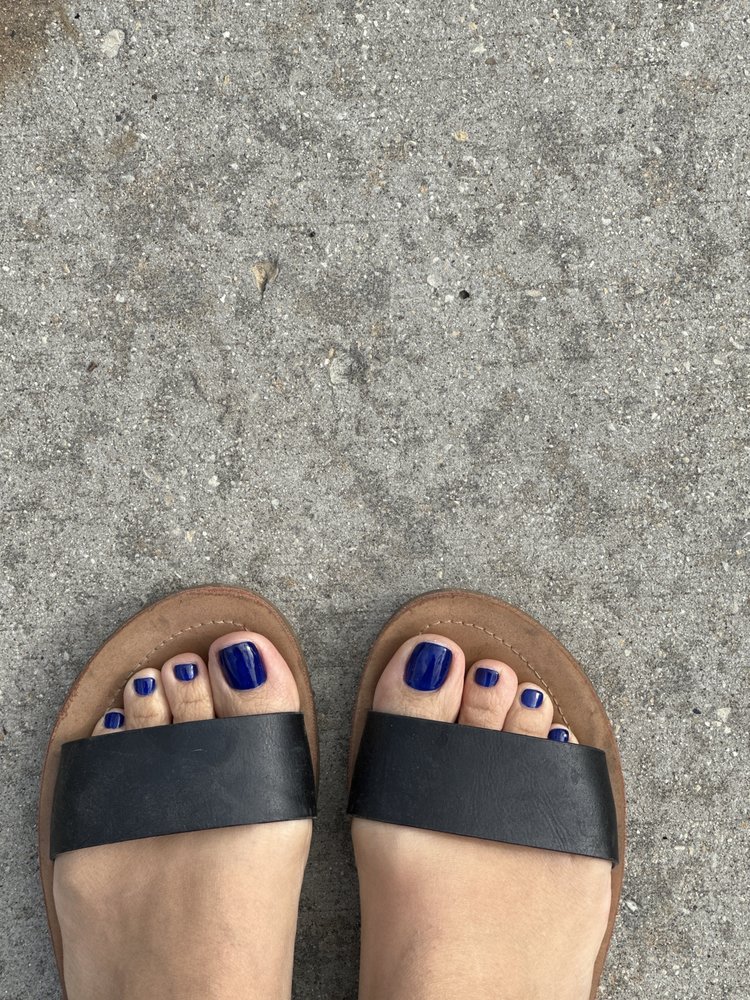 CI CI NAILS 2 Updated July 2024 5835 W Montrose Ave, Chicago