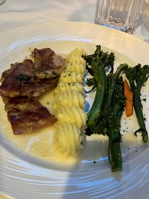 Noto's Old World Italian Dining by null