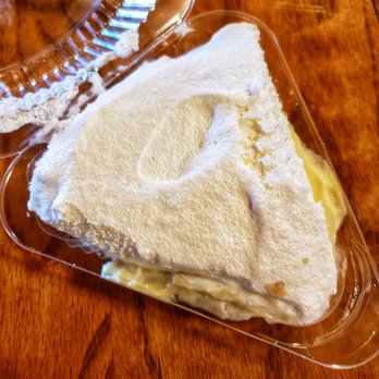 Cornwell's Turkeyville - Banana cream pie. - American Near Me - Marshall, Michigan Cornwell's Turkeyville - Banana cream pie. - American Near Me - Marshall, Michigan