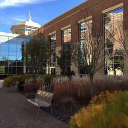 Miami Hospital Valley South - Beautiful courtyard