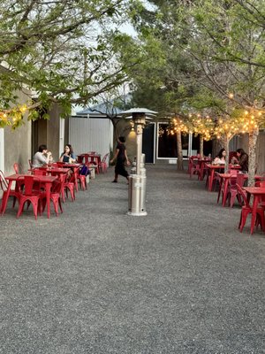 Restaurant Cochineal by null