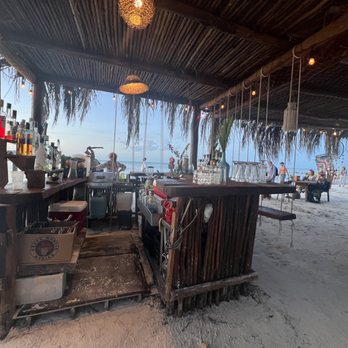 La Puerta Azul Beachfront - At bar - Hotels Near Me - Holbox, ROO