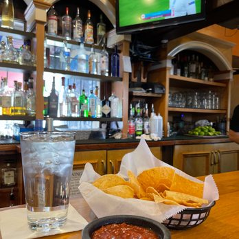 La Casa Restaurant & Bar - Complimentary chips and salsa. - Mexican Near Me - Sonoma, California La Casa Restaurant & Bar - Complimentary chips and salsa. - Mexican Near Me - Sonoma, California