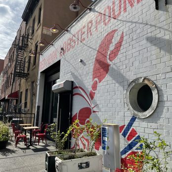 Red Hook Lobster Pound - Outside wall - Seafood Near Me - Brooklyn, New York Red Hook Lobster Pound - Outside wall - Seafood Near Me - Brooklyn, New York