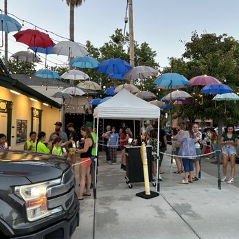 Meadowlark Dairy - Wait zone - Ice Cream & Frozen Yogurt Near Me - Pleasanton, California Meadowlark Dairy - Wait zone - Ice Cream & Frozen Yogurt Near Me - Pleasanton, California