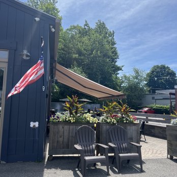 Backyard Coffeehouse & Eatery - part of the outdoor seating area - Coffee & Tea Near Me - Ogunquit, Maine