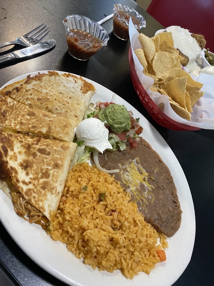 CW’s Authentic Tex-Mex Cuisine
