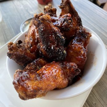 Skipper's Dockside - Wings - Seafood Near Me - Key Largo, Florida