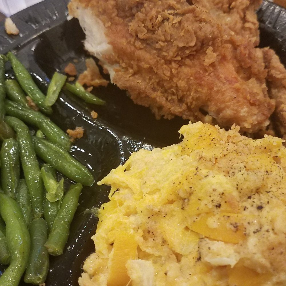 Very good lunch....ooop I forgot about the picture....squash casserole, green beans and FRIED CHICKEN Very good lunch....ooop I forgot about the picture....squash casserole, green beans and FRIED CHICKEN