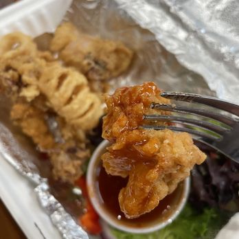 Thairoomgrand - Fried Calamari with Sweet Chili Sauce - Thai Near Me - Mississauga, Ontario Thairoomgrand - Fried Calamari with Sweet Chili Sauce - Thai Near Me - Mississauga, Ontario