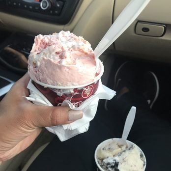 Cold Stone Creamery - Our Strawberry Blonde Ice Cream - Ice Cream & Frozen Yogurt Near Me - Portage, Michigan