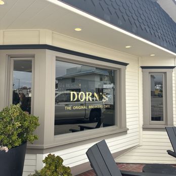 Dorn's Original Breakers Cafe - outside - Seafood Near Me - Morro Bay, California Dorn's Original Breakers Cafe - outside - Seafood Near Me - Morro Bay, California