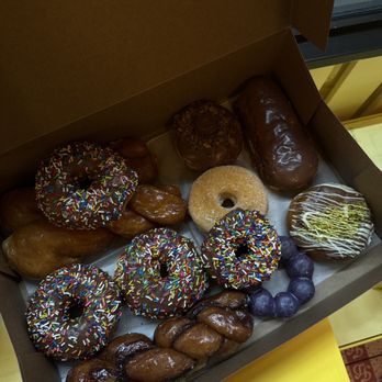 Friendly Donuts - Donuts Near Me - Orange, California Friendly Donuts - Donuts Near Me - Orange, California