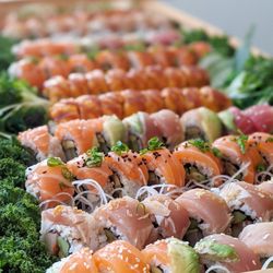 Roshi Experience - Sushi Boat