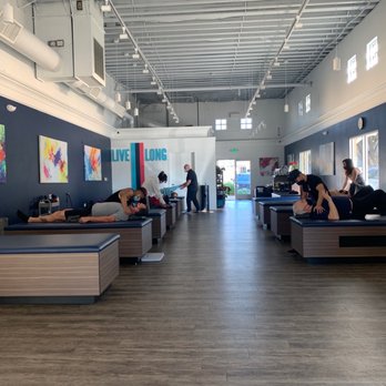 StretchLab - 5 people here on a Sunday afternoon - Fitness & Instruction Near Me - Fremont, California StretchLab - 5 people here on a Sunday afternoon - Fitness & Instruction Near Me - Fremont, California