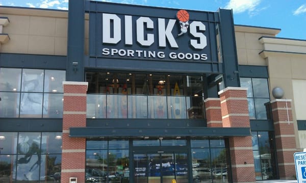 DICK'S Sporting Goods by null