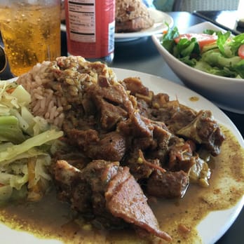 Clive's Cafe - Caribbean Near Me - Miami, Florida