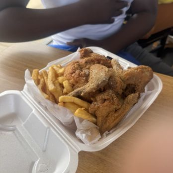 J J Fish & Chicken - Chicken Wings Near Me - Decatur, Georgia J J Fish & Chicken - Chicken Wings Near Me - Decatur, Georgia