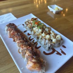 Tataki Roll Baked Scallop Roll